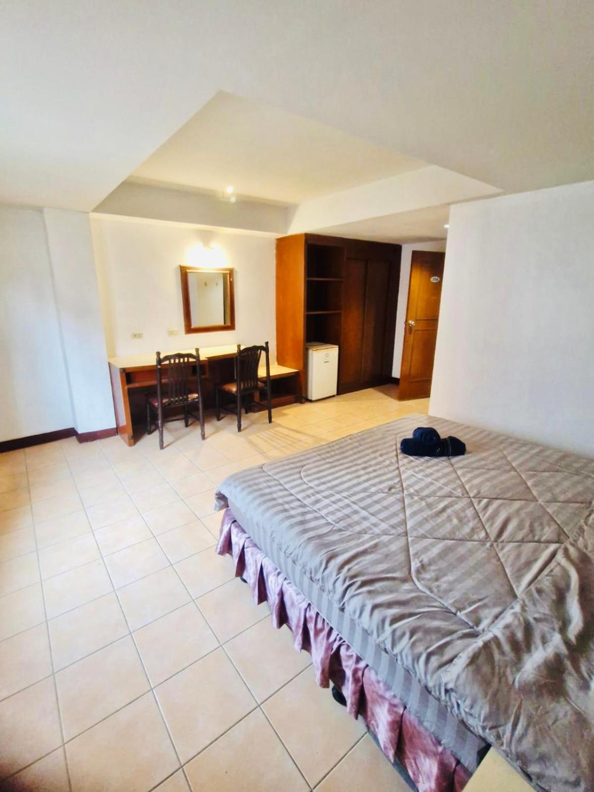 Naza Orchid Hotel Pattaya